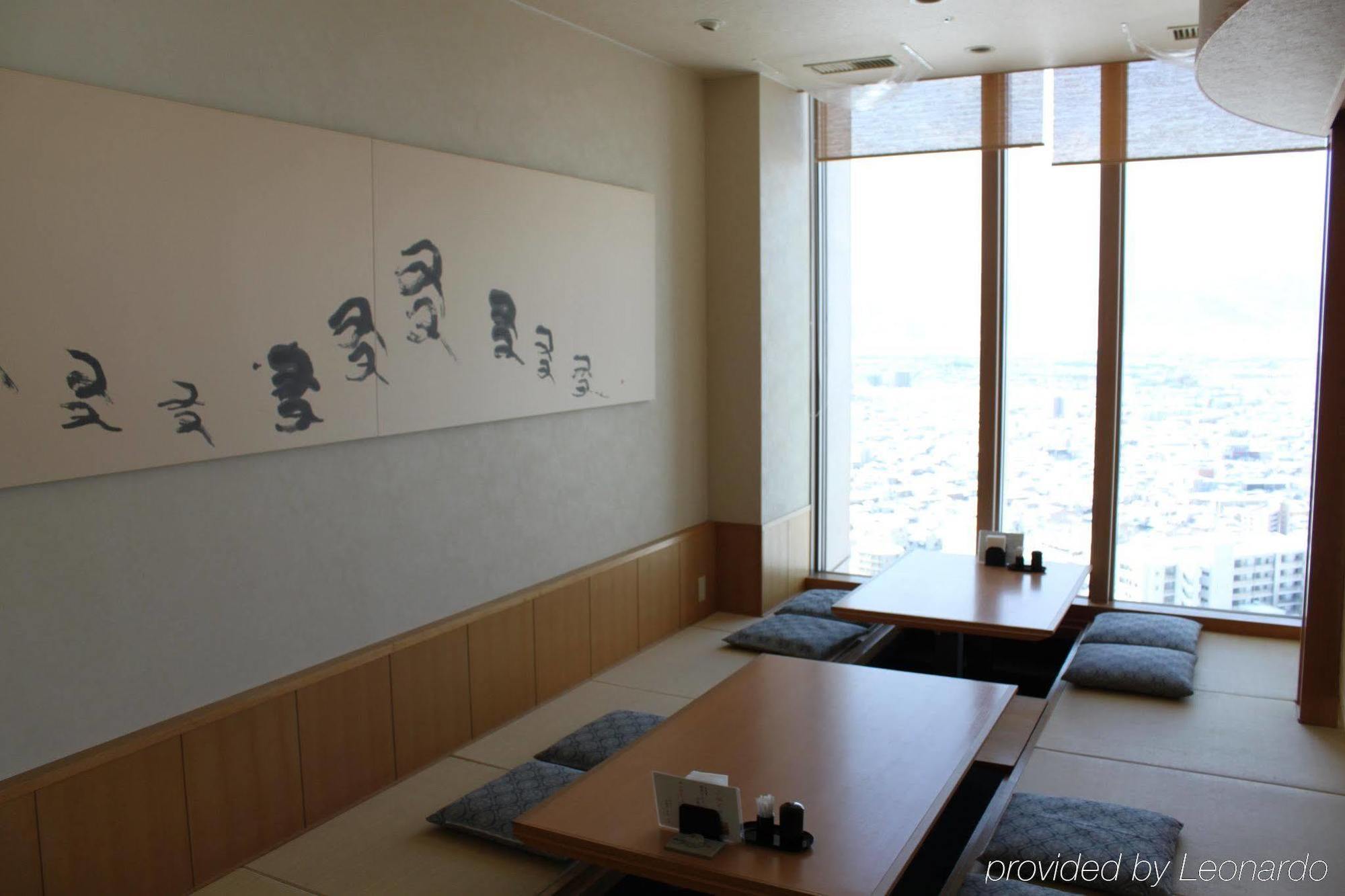 Yamagata Eki Nishiguchi Washington Hotel Restaurant foto